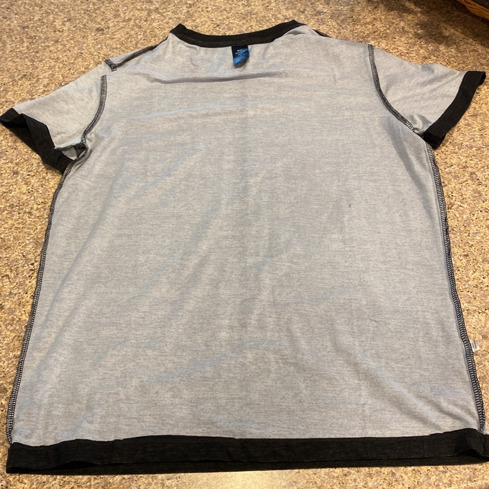 90 Degree By Reflex Men’s Soft V Neck Tee Small Dark Gray or Gray and Black - Picture 12 of 13